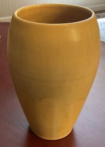 Ephraim Faience 1999 Arts & Crafts Pottery Hand Made Gold Vase 7” Matte Drip