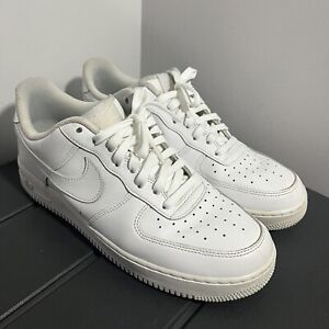 Nike Air Force 1 '07 Low Mens Size 11 White Athletic Shoes Sneakers 315122-111