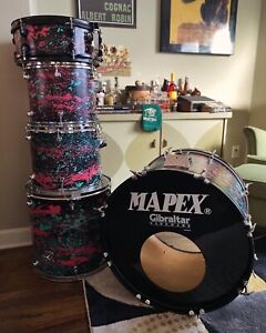 Mapex Drum Kit Custom Splatter Paint Finish Drums