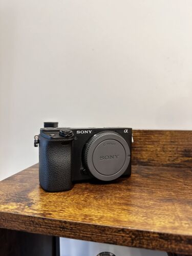 New ListingSony A6400 Mirrorless Camera