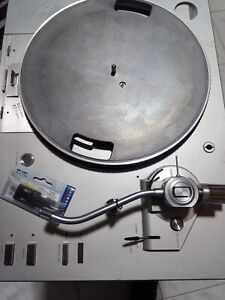 Vintage Sanyo TP 1030 UM Turntables