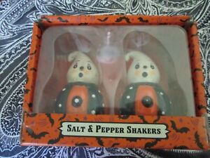 Johanna Parker Ghost Salt and Pepper Shakers Halloween/NIB/FREE SHIP
