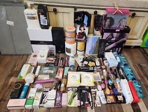 WHOLESALE LOT OF 95 PIECE ASSORTED MAKEUP/SKIN CARE/HAIR/BEAUTY/NAILS