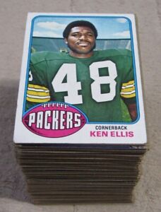 New Listing1976 Topps Football (Cards 201-528)  (Pick Choose Complete) Mid Grade