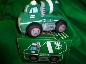 HESS 2021   PLUSH CEMENT MIXER TOY TRUCK      Brand New Ready To Ship!!