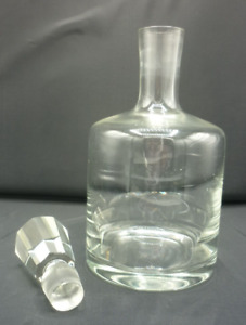 New ListingDECANTER VINTAGE CLEAR THICK GLASS BOTTLE WITH GROUND STOPPER - HEAVY 10