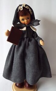 Old Cottage Toys England 9” Quaker Girl Doll in Original Outfit with Prayer Book