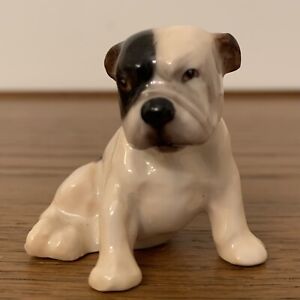 Royal Doulton Mini Dog Figurine K 2V English Bulldog - 1.7/8