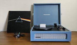 Crosley Voyager Vintage Portable Vinyl Record Player With 1973 Pink Floyd Record