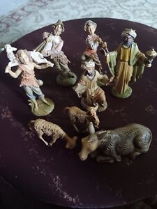 Set Of 8 Vintage Fontanini Hand Painted Resin Nativity Figures Made In Italy