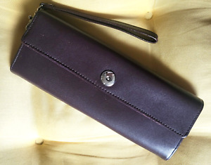 Etienne Aigner Sleek Brown Leather Clutch Wallet Wristlet Silver Hardware