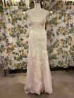 David’s Bridal Sz  4 WG3988 Ivory Wedding Gown Sample Fitted Lace