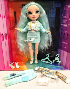 New ListingRare Daphne Minton Rainbow High Series 3 Mint Green Doll with Second Outfit