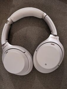 Sony WH-1000XM3 Wireless Over-Ear Headphones - Silver (Mint Condition)