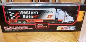 RACING CHAMPIONS 1/64TH SCALE 1992 DARRELL WALTRIP WESTERN AUTO TRANSPORTER 3400
