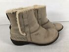UGG Australia Womens Beige Round Toe Pull On Ankle Shearling Style Boots Size 7