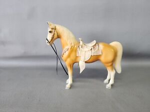 Vintage Hard Plastic Western Horse With Saddle Unbranded