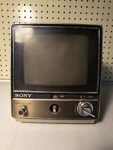 Vintage Cool Portable Sony Transistor TV Receiver Model: TV-780 Powers On Used