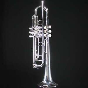 New ListingBach Stradivarius 180S72 Professional Bb Trumpet (Silver Plated)
