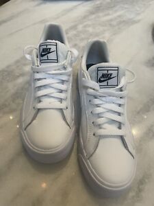 Nikey Court Royal Brand New women White sneakers 6.5 new shoes