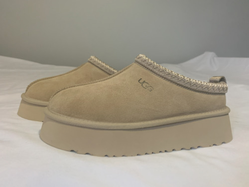 Women's Shoes UGG Tazz SIZE 7 - Mustard Seed ( Pre-Owned )