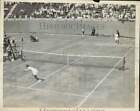 1936 Press Photo Alice Marble and Katherine Winthrop during tennis match