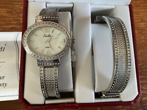 New Women’s Vintage Fiorlini Quartz Watch silver crystals interchangeable band