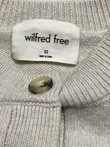 Aritzia Wilfred Cardigan XS Moonrise 98% Wool Sweater Drop Shoulder Cropped EUC