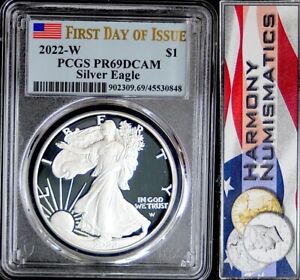2022 W AMERICAN SILVER EAGLE PCGS PR69 DCAM First Day of Issue Flag Label