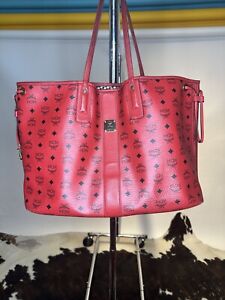 Authentic MCM Large Reversible Liz Shopper tote bag in Red