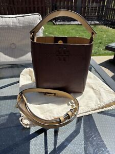 NEW Authentic Tory Burch Small McGraw Bucket Bag with Dust Bag