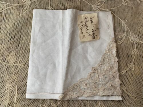 Vintage Cream Linen Duchesse Lace Brussels Belgium Handkerchief NOS