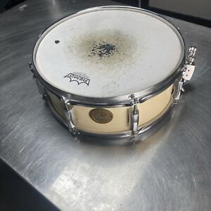 New ListingPearl Limited Edition Birch Snare Drum 5.5 X 14