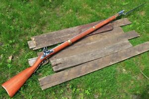Charleville 1763 Flintlock Musket w/ Bayonet - Revolutionary War - Denix Replica