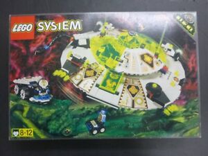 LEGO System UFO Alien Avenger 6975 In 1997 New Retired