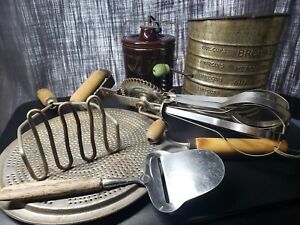 Vintage Decorative Kitchen Tools Country Kitchen Décor LOT of 6 Items.