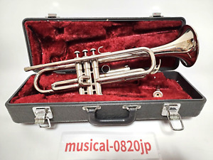 YAMAHA YTR-136 Trumpet with Hard Case Mouthpeace Musical instrument