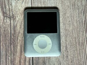 Apple Ipod Nano A1236 4GB 3rd Generation Silver Tested & Works