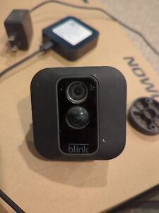 Blink BCM00200U Wireless Indoor/Outdoor Home Security Camera System Xt2