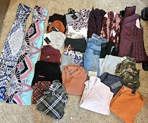 Wholesale Womens Mens Clothing Lot Mixed 26 Pcs Reseller Resale Used New