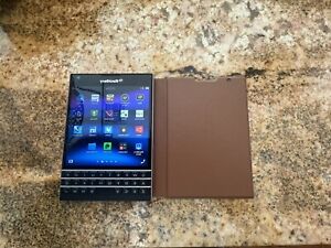 BlackBerry Passport - 32GB - Black (Unlocked)