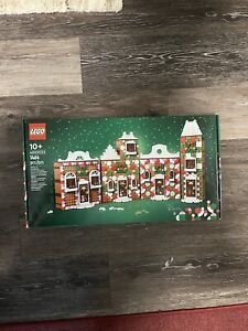 LEGO 4002023 Christmas 2023 Employee Exclusive: Gingerbread House