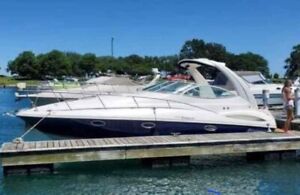 2005 CRUISERS YACHTS 300 EXPRESS 33' LOA WITH TRAILER NEW SEATS 550HRS - CHICAGO