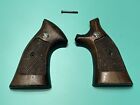 USED FACTORY SMITH & WESSON K L FRAME TARGET GRIPS SQUARE BUTT WOOD 19 10 66