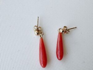 vintage 14k yellow gold coral stud earrings 15/16 inches