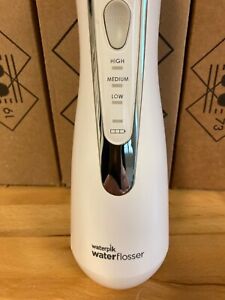 Waterpik WP-560 Cordless Advanced Rechargeable White Portable Water Flosser
