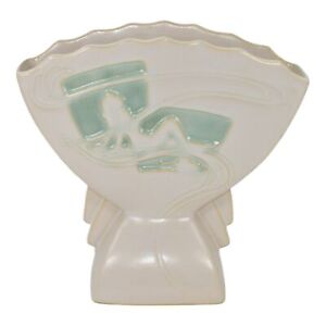 New ListingRoseville Silhouette Nude White 1950 Vintage Art Pottery Ceramic Fan Vase 783-7