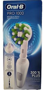 Oral-B Pro 1000 Rechargeable Toothbrush -White -New / Open Box