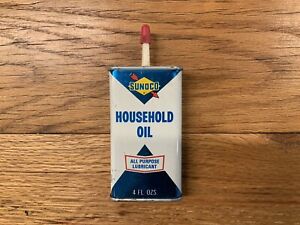 Vintage 1960s Sunoco Household Oil 4 OZ Oiler Tin Can w/Gas Pump Graphic empty