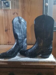 cowboy boots for men 9.5 used, crocodile , snip toe